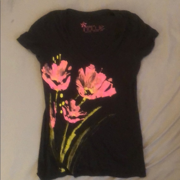 Floral Graphic V-Neck - Picture 1 of 3